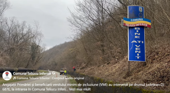 Angajații Primăriei și beneficiarii venitului minim de incluziune (VMI) au intervenit pe drumul județean DJ 687E